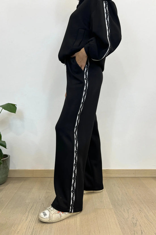 pantalone ricamo