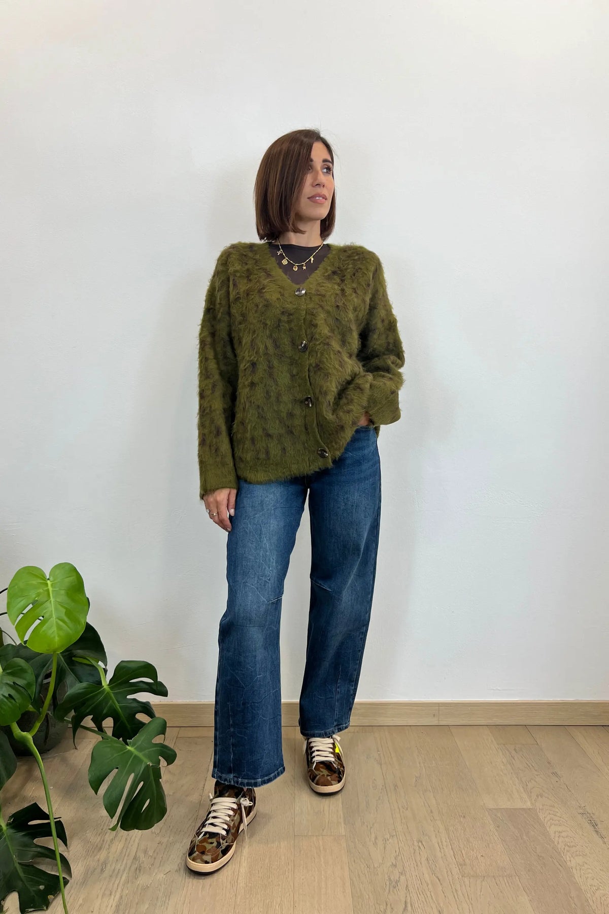 cardigan leo